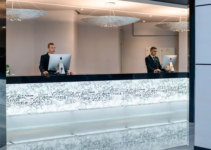 Playa de las Americas (Tenerife) hotels near Siam Park