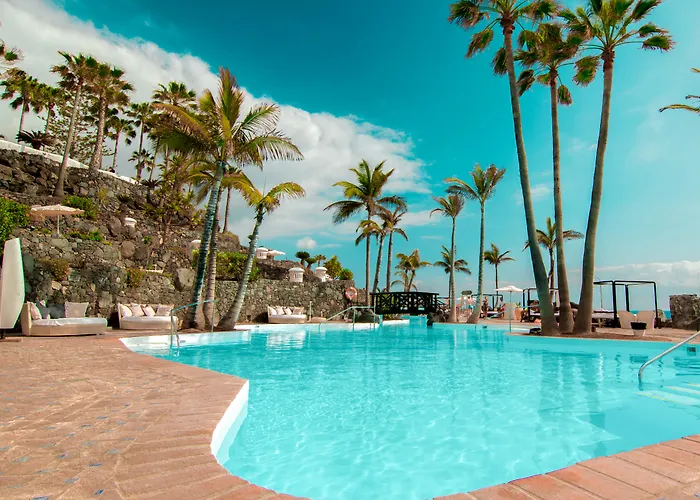 Costa Adeje (Tenerife) Dog Friendly Lodging and Hotels