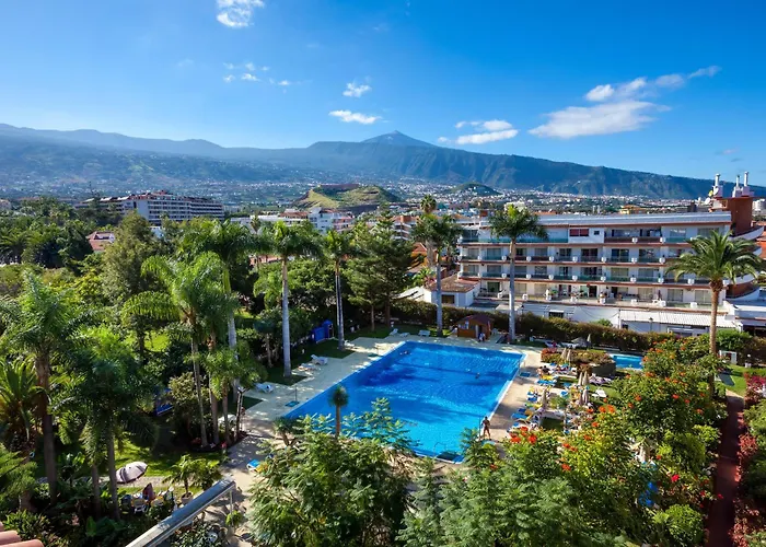 Puerto de la Cruz (Tenerife) Hotels with Tennis Court